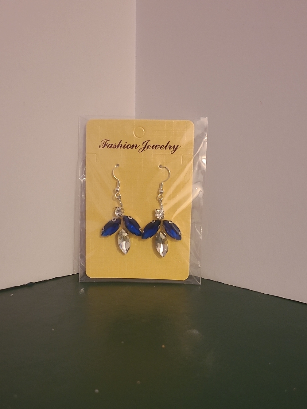 Fashion Jewelry Royal Blue and Clear Crystal Drop Earrings With Wire Hook